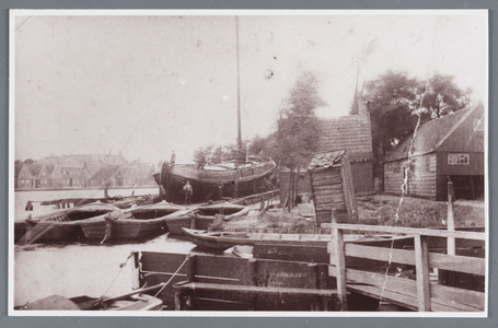 WAT002002205 Scheepswerf aan de Zaan.Scheepswerf De Zwarte Ruijter, later overgenomen door deZaanlandse Scheepsbouw ...