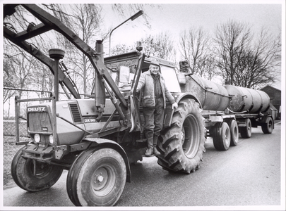 NNC-2000-01-0032 Op de wegen van Zeevang en de Purmerender- en Zuiderweg in Beemster rijdt al drieëntwintig jaar een ...