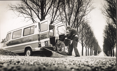 NNC-BM-0030 HortSik-busjes voor personenvervoer van Jonk Cars uit Zuidoostbeemster.