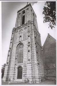 NNC-Mo-0084 VVV-kantoor in toren Grote Kerk