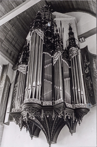 NNC-Mo-0087 Orgel in Grote Kerk, Toer-in orgeltocht