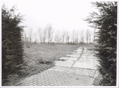 NNC-Mo-0166 Uitbreiding begraafplaats op braakliggend terrein Kloosterdijk