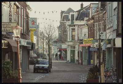 VHP002000009_0052 De Breedstraat, vroeger ook wel Breestraet genoemd, loopt vanaf de Kaasmarkt naar de Dubbele Buurt en ...