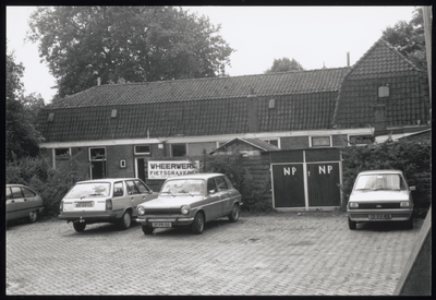 VHP002000091_0050 De Plantsoenstraat dateert uit 1870, toen de gracht, die hier lag werd gedempt en de stadswal werd ...