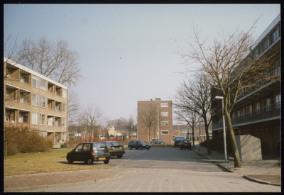 VHP002000125_0001 De Hooft Hasselaarstraat ligt in de wijk Overwhere-Zuid loopt in noord-zuid evenwijdig aan de Dr J.M. ...