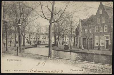 VHP001000016_010 In 1909 werd naast het Slotplein een gedeelte van de Slotterburgwal gedempt, waardoor een groter plein ...