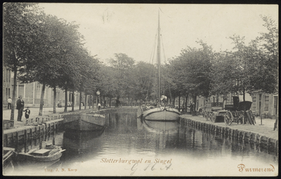 VHP001000016_014 Op de voorgrond de in twee fasen (1909 en 1929) gedempte Singel. met rechts de Slotterburgwal en links ...