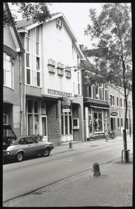 VHP002000017_0072 Oorspronkelijk stond hier het etablissement “Casteel van Antwerpen”. In 1850 vonden hier de eerste ...