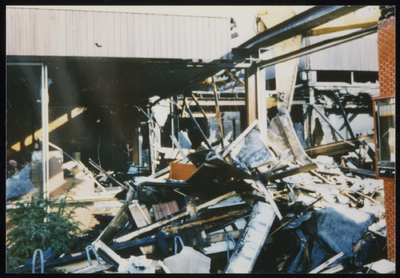VHP002000044_0003 Op13 oktober 1980 werd het Makado-centrum getroffen door een brand die een groot aantal zaken ...