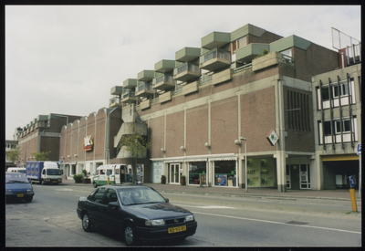 VHP002000055_0302 Willem Eggert Centrum (WEC). Rond 1965 ontstonden er plannen om achter de Strada in de Zuidersteeg ...