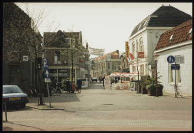 VHP002000147_0007 De Kolkstraat is nu een verbindingsstraat tussen de Breedstraat / Dubbele Buurt en de Achterdijk. ...