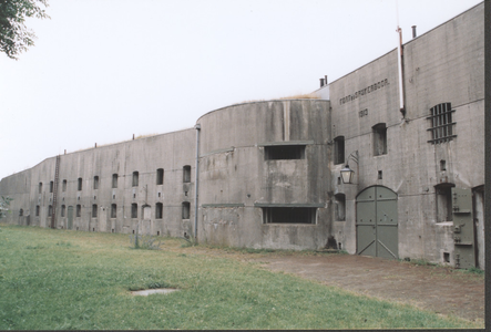 769 Keelkant van het fort. Auteursrechtelijk beschermd en alleen in te zien op de studiezaal