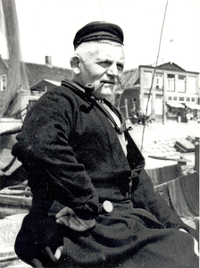 WAT006003488 Jan Kes, visser, geboren op 12-02-1887 te Volendam, overleden op 16-09-1975 te Volendam op 88-jarige ...