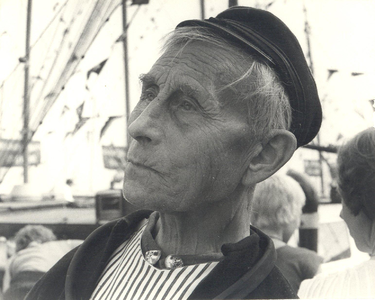 WAT006003513 Gerrit Schilder (Gerrit Snert), vissersknecht, geboren op 12-06-1901 te Volendam, overleden op 03-09-1991 ...