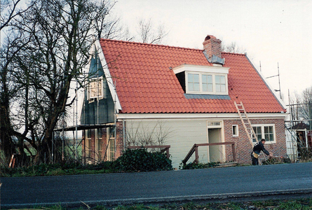 WAT120001352 OQ D0009 - 13-12-1995. Zeevangsdijkje 9 in aanbouw.