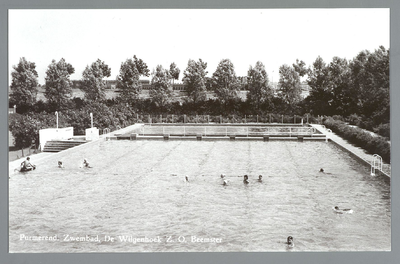 WAT001010758 Zwembad De Wilgenhoek, aangelegd in 1955. Na een brand in juni 2011 is het zwembad geheel afgebroken. Het ...