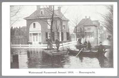 WAT001012601 Als gevolg van een zware noordwester storm brak in januari 1916 de Waterlandse Zeedijk tussen Monnickendam ...