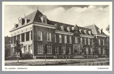 WAT001012523 St. Liduina Stichting. Gebouwd in 1912 door de Purmerendse aannemer N.J.H.Groenewegen onder architectuur ...
