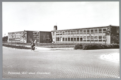 WAT001012852 ULO school aan de Johanna Naberstraat 218, aanvraag bouwvergunning van deze school was op 1 januari 1962.