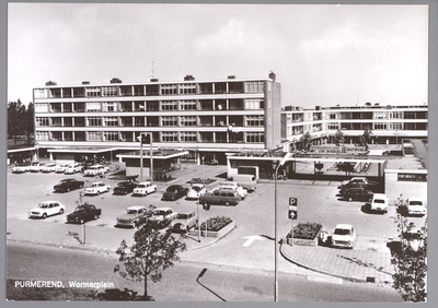 WAT001013140 Winkelcentrum Wormerplein, op 1 januari 1960 zijn de eerste bouwvergunningen verleend voor het Wormerplein.