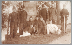 WAT001013197 Mobilisatie 1914 - 1918.Groepsportret van een aantal soldaten.