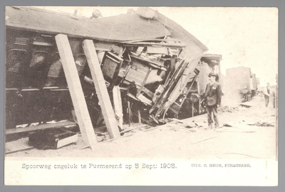 WAT001013207 Op 5 september 1905 was er een botsing tussen een personentrein en een goederentrein, op het emplacement ...