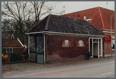 WAT001000121 Het brandspuithuisje naast cafe Tramzicht, tegenwoordig 't Beemster Spijshuis.