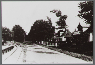 WAT001000333 Rijperweg met tramlijn.Huizen v.r.n.l. Rijperweg nummer 61,63,65,67 en 69.
