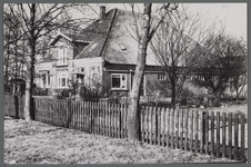 WAT001000452 Stolpboerderij aan de Zuiderweg nummer 31.