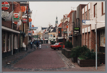 WAT001002884 Hoek Koemarkt Dubbele Buurt met links snackbar koffieshop het Hoekje, daarnaast café bar het Haasje, ...