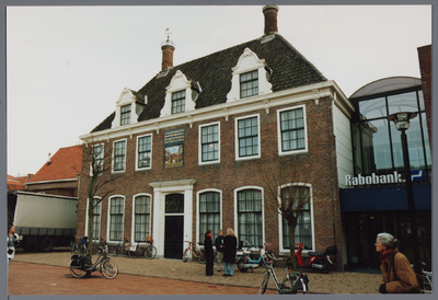WAT001002913 Burgerweeshuis uit 1638 en verbouwd in 1789. Bouwstijl: oorspronkelijk renaissance. Rijksmonument. Op de ...