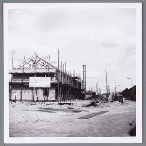 WAT001003098 Woningbouw aan de van IJsendijkstraat, door bouwbureau Brandwijk.