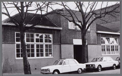 WAT001003654 Willem Eggertschool in de volksmond paardenmarktschool, gebouwd in 1921. Op de foto zie je het oudste ...