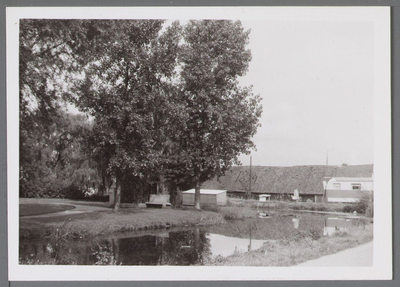 WAT001003744 Tegelfabriek Lankelma aan de Overweerse Polderdijk.