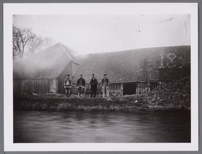 WAT001003746 Tegelfabriek Lankelma aan de Overweerse Polderdijk.Schuur uit 1839.