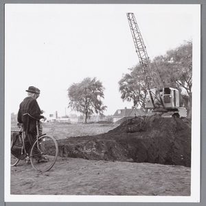 WAT001004351 Voor het vergraven van de oude stadsgracht tot de nieuwe Where maakten men op de kopeinden dammen. Nadat ...