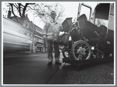 WAT001010181 Gehandicaptenparkeerplaats aan de Westerstraat.