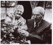 WAT001014234 Echtpaar de Vries 60 jaar getrouwd.