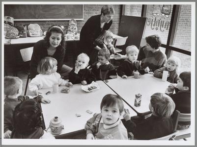 WAT001016762 De Bolder kinderopvang. Lunchtijd voor de kleintjes.