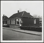 WAT001019077 Foto v.l.n.r. Noordeinde 160 en 158.Installatiebureau Traas, Noordeinde 160, 158.