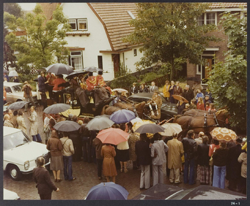 WAT001019547 Zondag 20 juni 1976 hield de stichting Paard en Koets de jaarlijkse reünie in Landsmeer. Dit ter ...