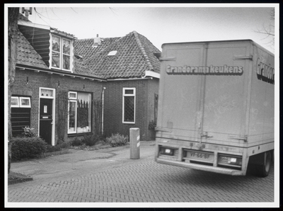 WAT003004724 Verkeer Purmerland, 'Scheuren in huizen'