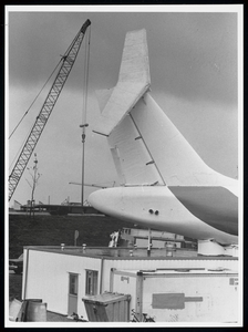 WAT003006848 Vliegtuig restaurant storm schade