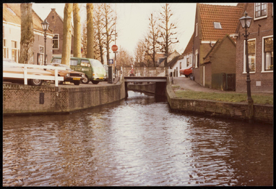 WAT050000032 Herengracht met de brug in de Kerkstraat/Zarken