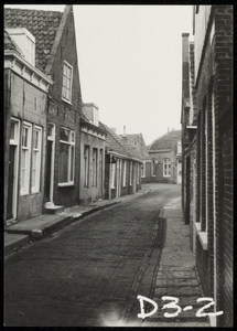 WAT050000590 Panden aan het Niesenoort, westzijde. Fotoverkenning Binnenstad 1964-1965, nr. D3-3