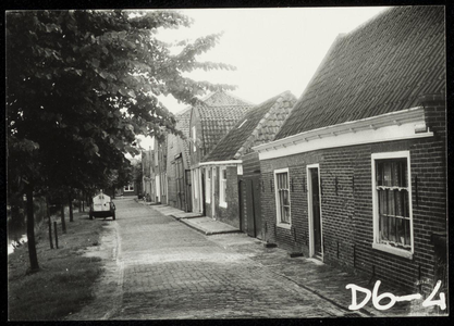 WAT050000608 Panden aan het Bloemendaal tussen de Niesenoortsburgwal en de Looiersbrug. Fotoverkenning Binnenstad ...