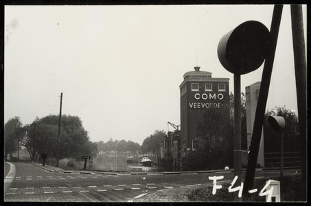 WAT050000688 Gezicht op de veevoederfabriek COMO. Fotoverkenning Binnenstad 1964-1965, nr. F4-4