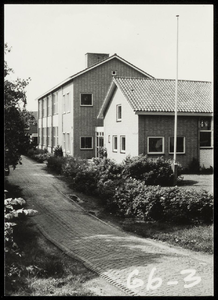 WAT050000732 Chr. Landbouwhuishoudschool aan de Zuster Bloemstraat. Fotoverkenning Binnenstad 1964-1965, nr. G6-3