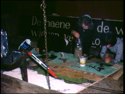 11501BB02356 Oogstfeest Stöppelhaene in Raalte.In volgorde van vertoning:Praalwagen van buurtschap Ramele wordt in een ...