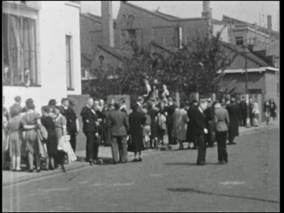 11791BB01823 Een film rond het 50-jarig jubileum van Nico ter Kuile&Zn. (1896), met een tocht naar de Julianatoren te ...